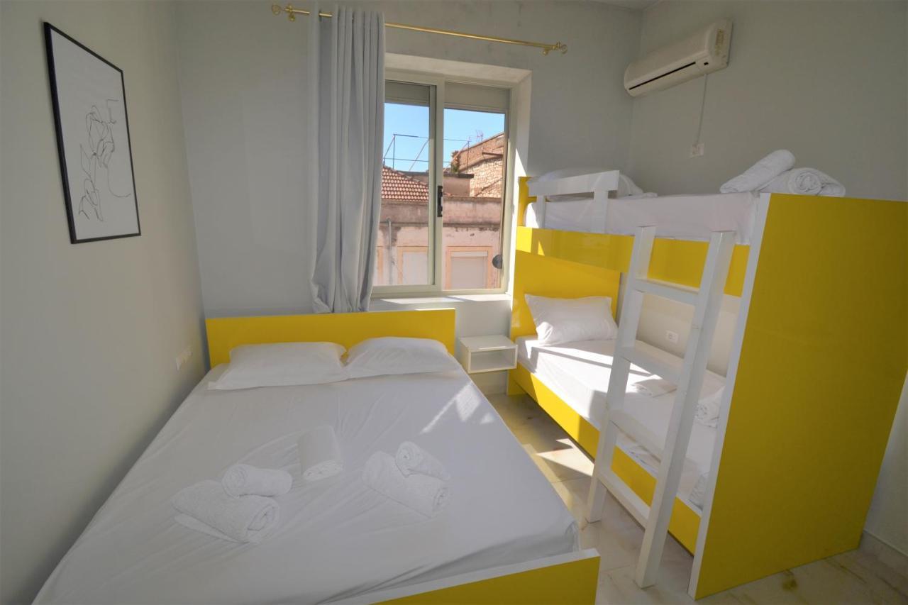 Jonian 3* Sarandë